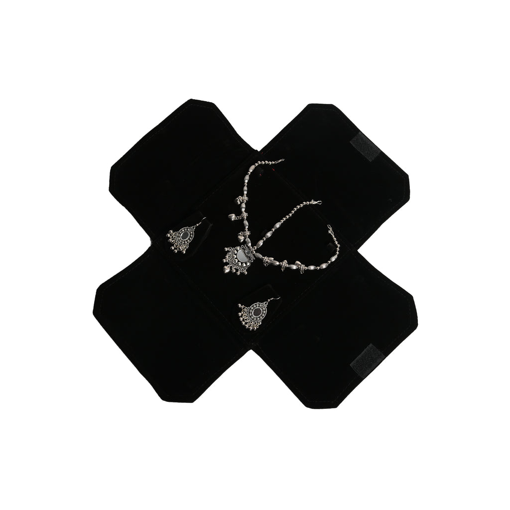 Necklace Folder | Velvet | Black Color