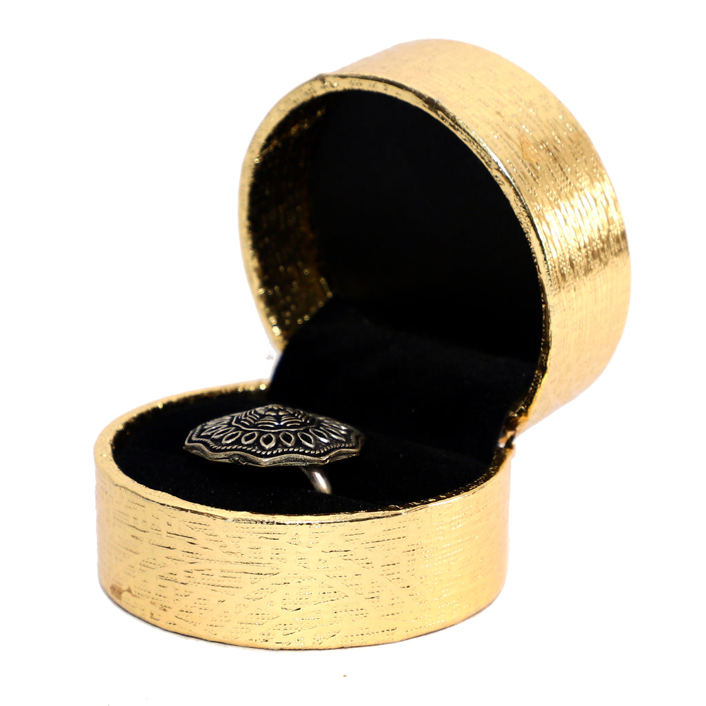 1970's 18K Yellow Gold Box Cage Diamond Criss Cross 7.50 Carat Ring –  Robinson's Jewelers